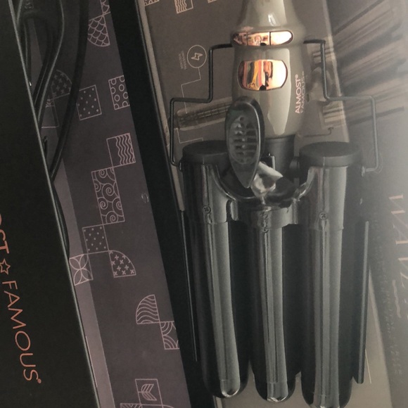 Wave Away Triple Barrel Curler with Tourmaline Ceramic Barrels - Picture 9 of 9